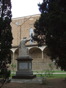 Statue au cloi&#770;tre d'Arnolfo